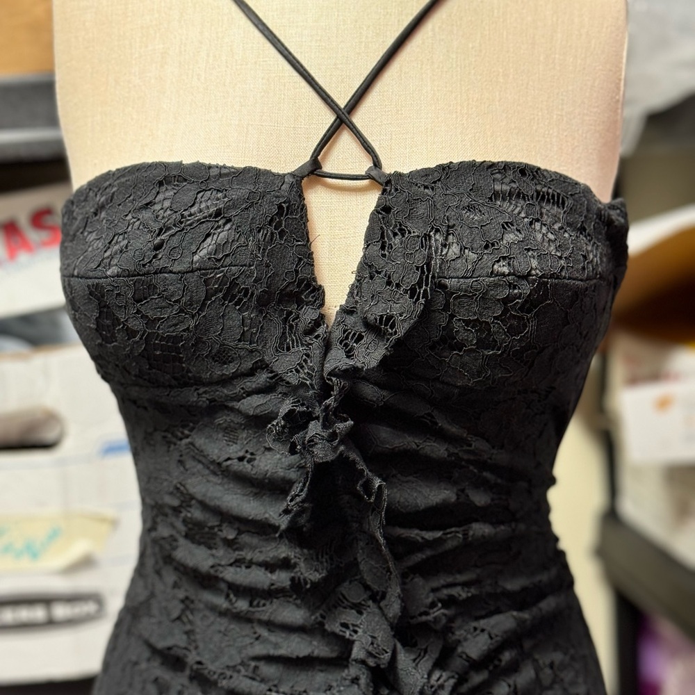 Zara Lace & Ruffle Mini Dress - Picture 2 of 4
